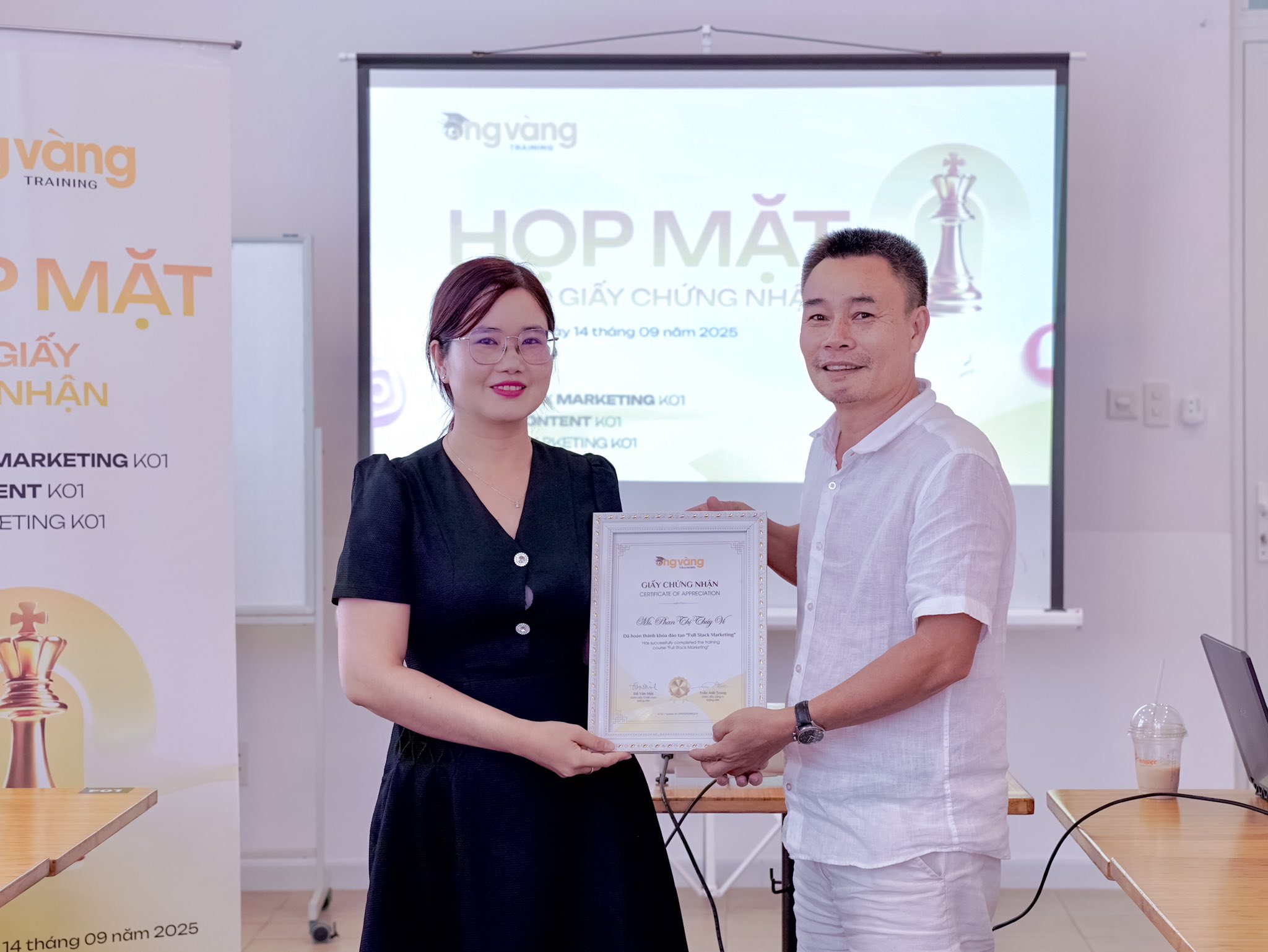 Ong Vàng Training tổ chức lễ trao giấy chứng nhận hoàn thành khóa học - Ảnh 9